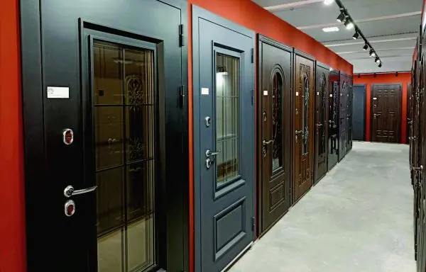 "LORD", "VITORA", "Зодчий", "СТАЛЬНАЯ ЛИНИЯ", "Aurum doors", "ALBERO", "МАСТИНО", "SIGMA DOORS", "ДВЕРИ РЕГИОНОВ", "YESDOORS", "ДВЕРНОЙ КОНТИНЕНТ", "VellDoris", "BRAVO", "Кондор", "Райтвер", "TÜREN BECKER", "ДВЕРИ ГУД", "ДУБРАВА СИБИРЬ", "Дверная Линия", "Двекрон", "ПРОРАБ", "ПРОМЕТ"